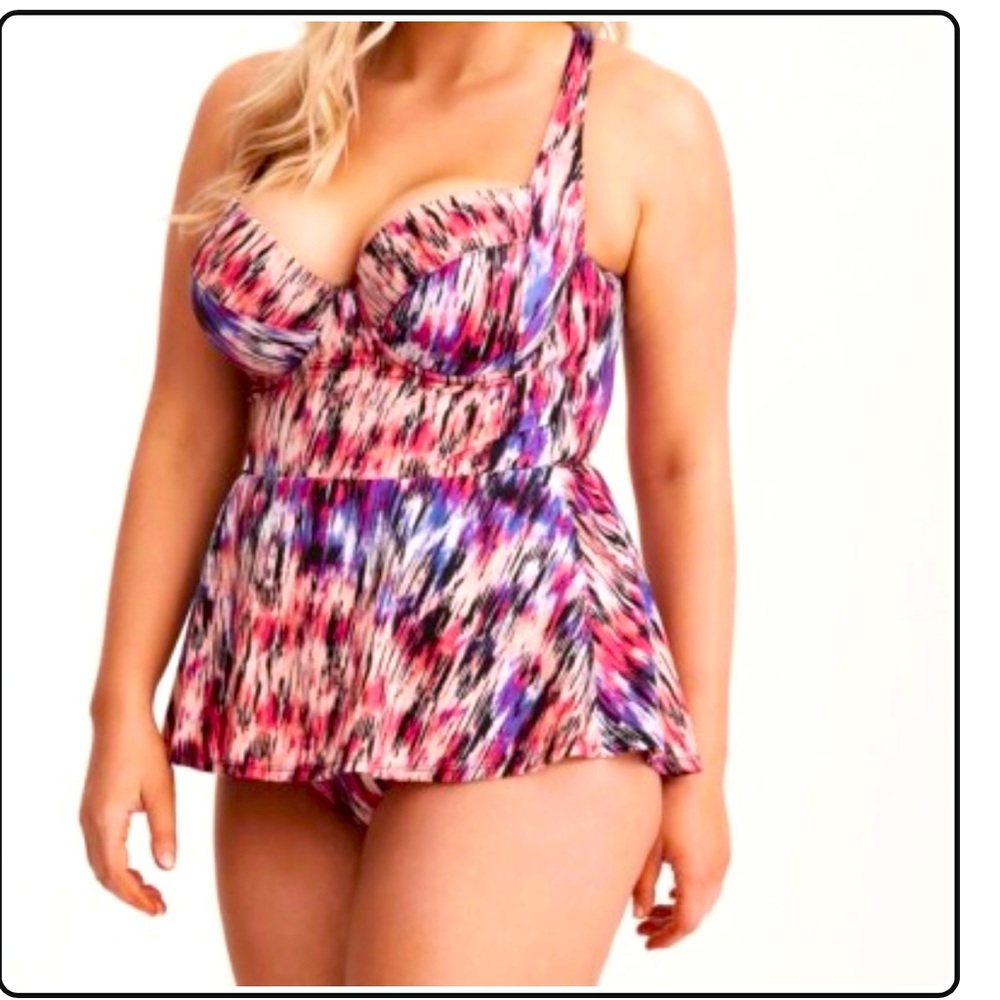 Torrid one piece underwire peplum swimsuit size 3